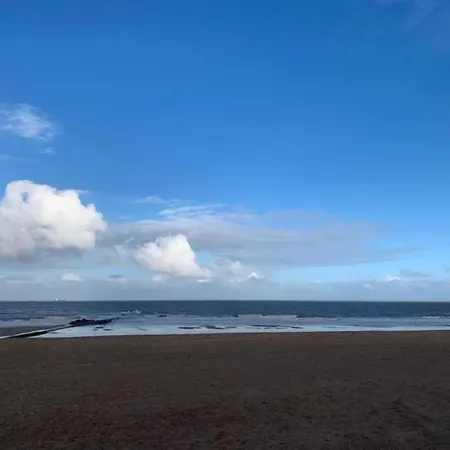 アパート By The With Stunning Sea View *