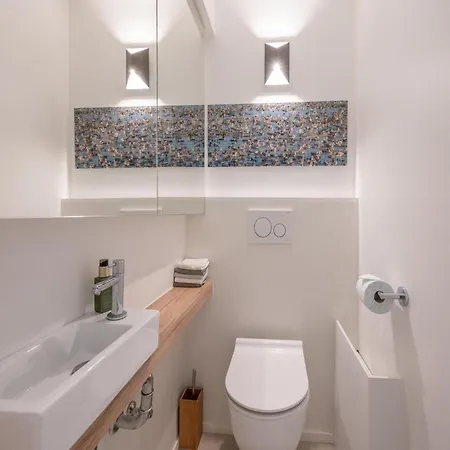 Lejlighed By The With Stunning Sea View