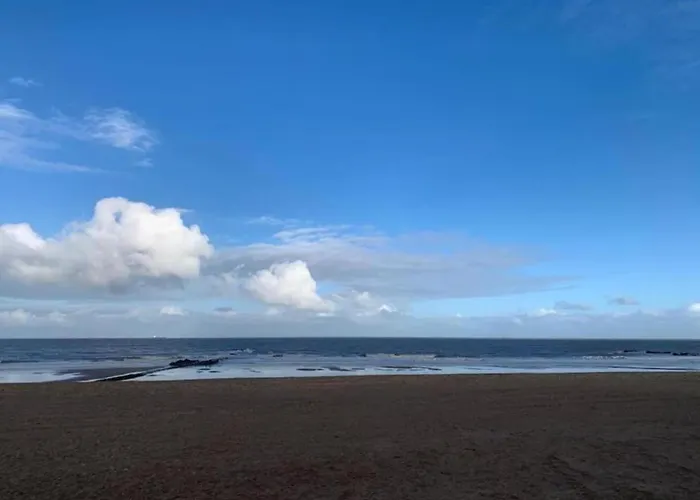 Appartement By The With Stunning Sea View *