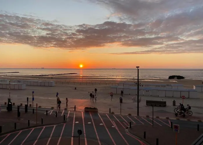 By The With Stunning Sea View Appartement